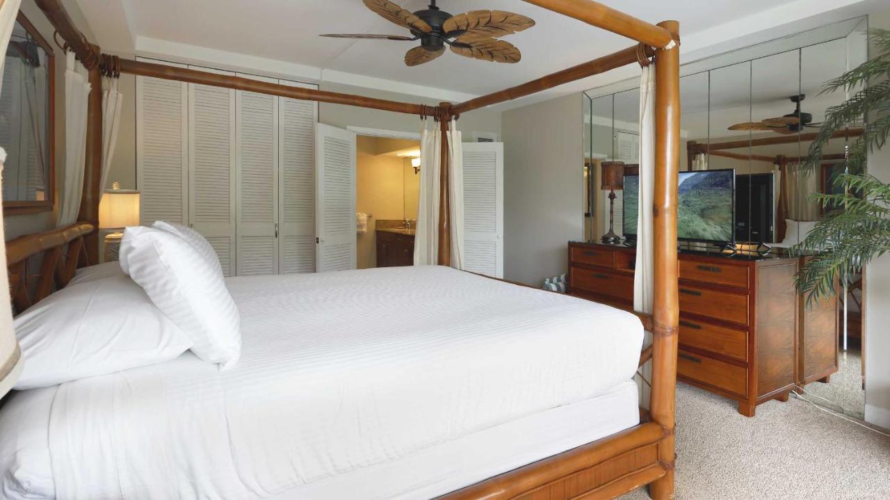  | Maui Westside Presents: Whaler 420 - Best location in Kaanapali beach