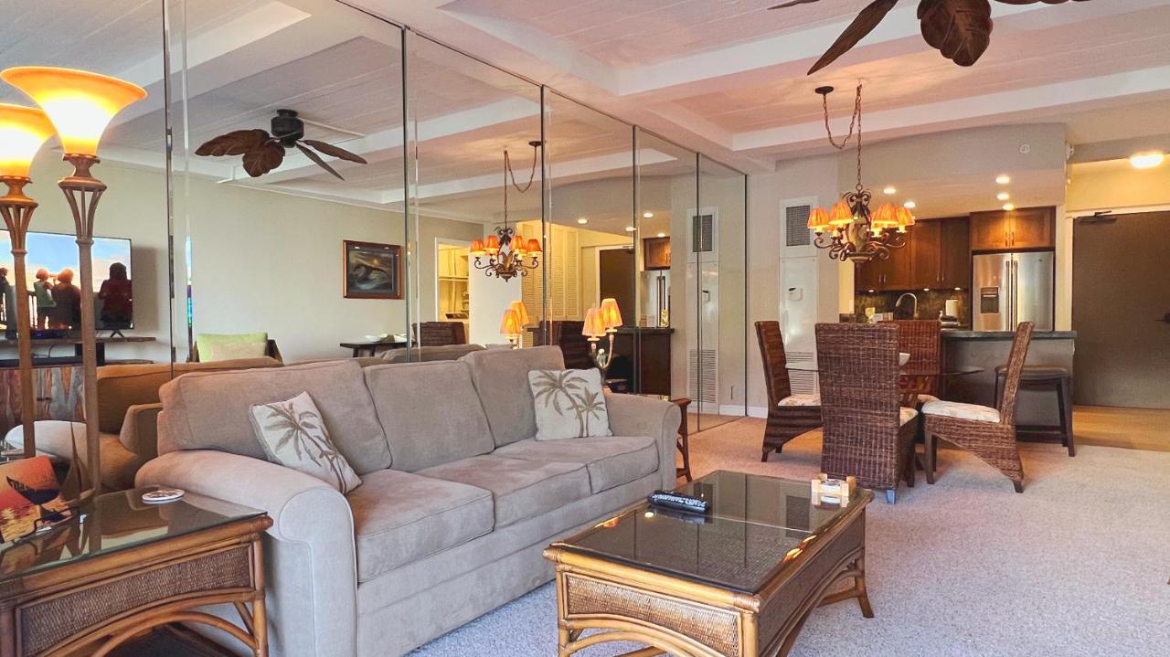 | Maui Westside Presents: Whaler 420 - Best location in Kaanapali beach