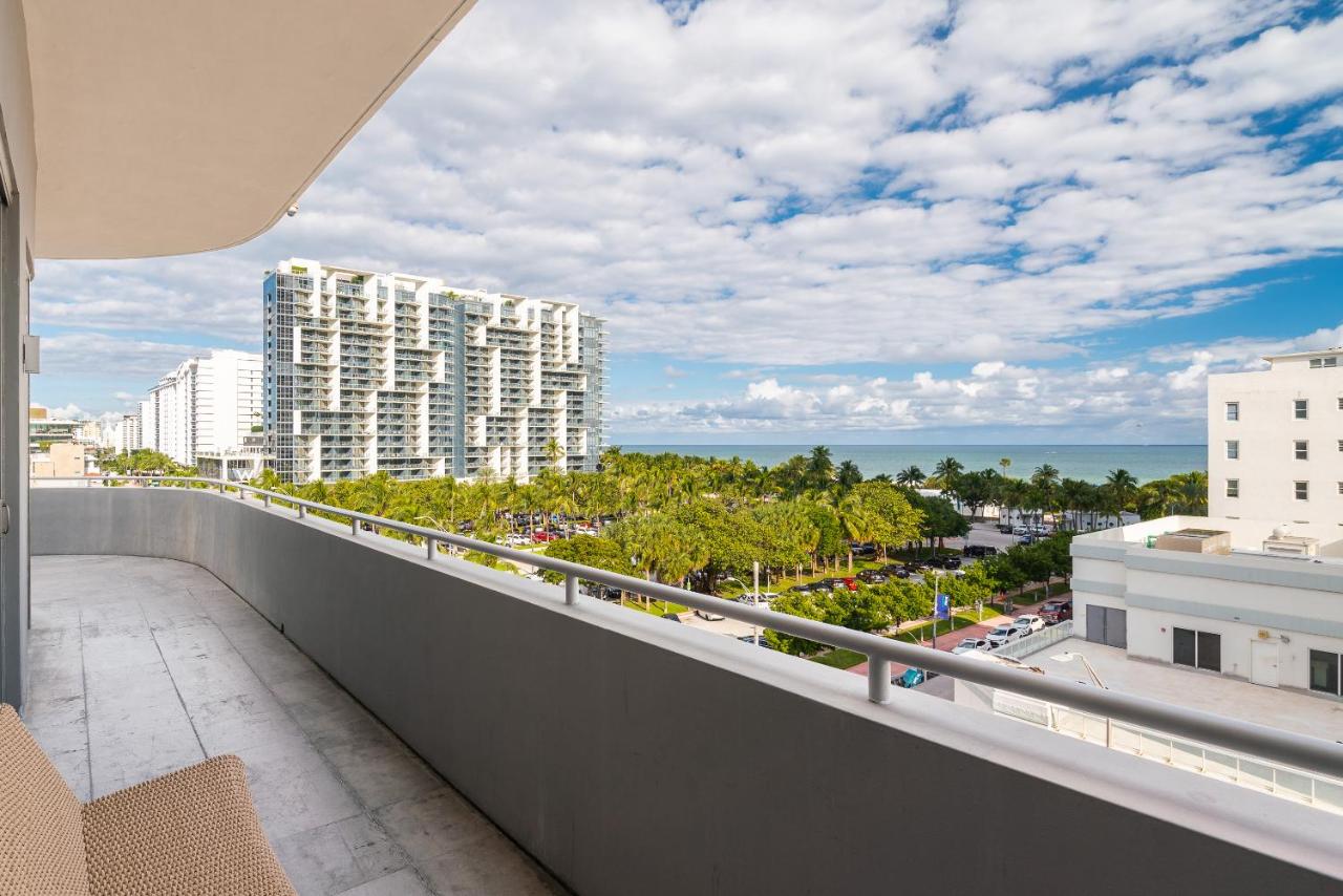 Three Bedroom Penthouse Suite with RoofTop Terrace at Boulan South Beach