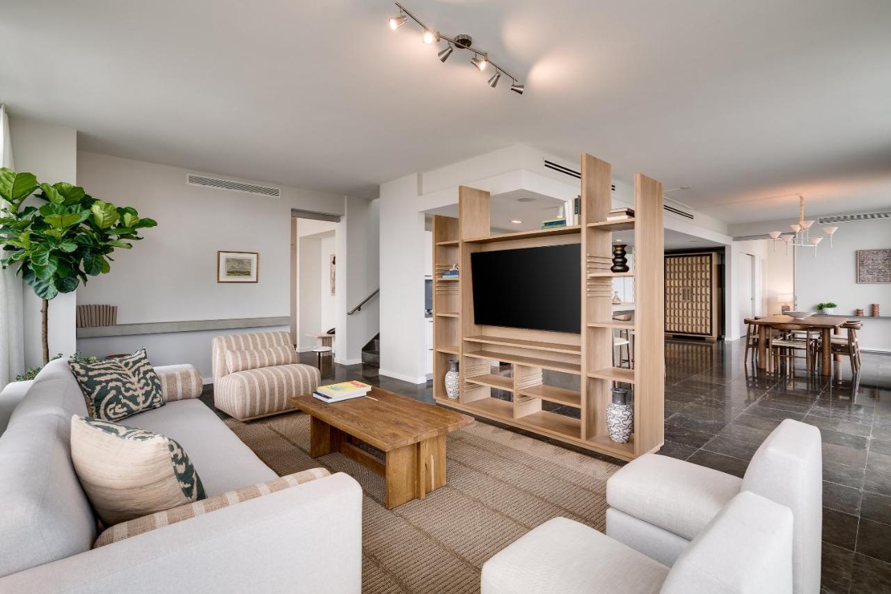 Three Bedroom Penthouse Suite with RoofTop Terrace at Boulan South Beach