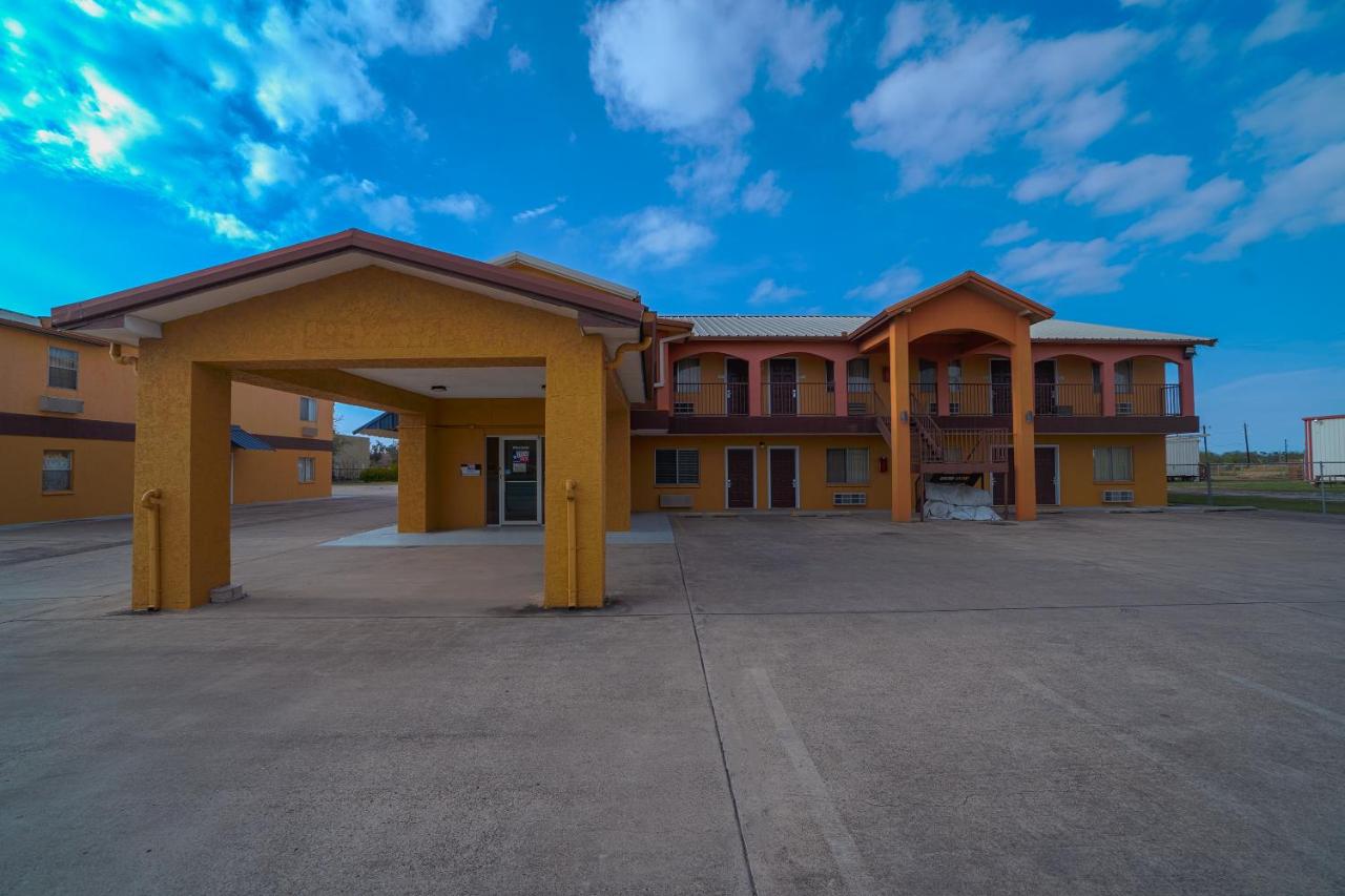 | Texas Inn San Benito By OYO near Harlingen, US Hwy 83