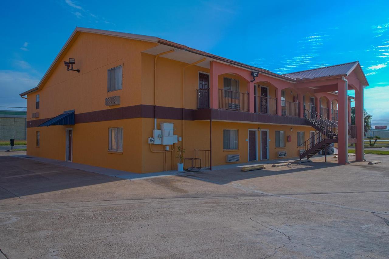 | Texas Inn San Benito By OYO near Harlingen, US Hwy 83