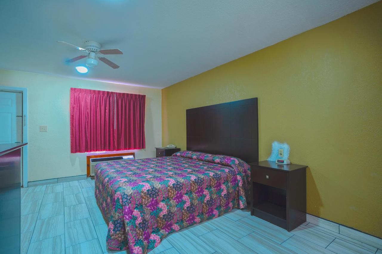 | Texas Inn San Benito By OYO near Harlingen, US Hwy 83