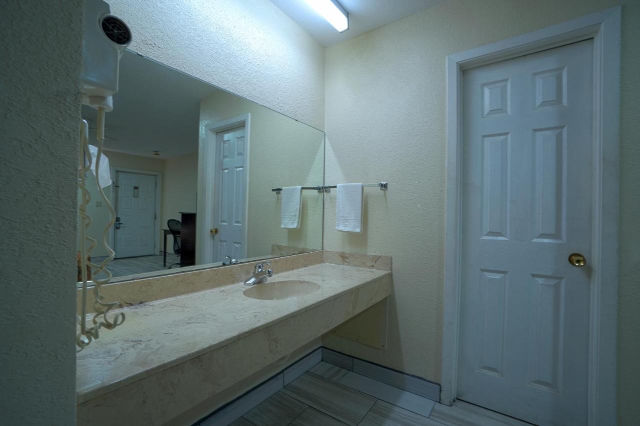 | Texas Inn San Benito By OYO near Harlingen, US Hwy 83