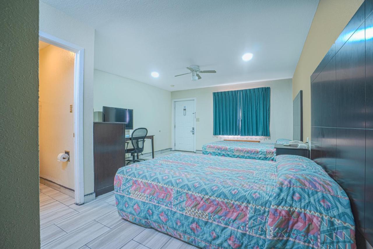 | Texas Inn San Benito By OYO near Harlingen, US Hwy 83