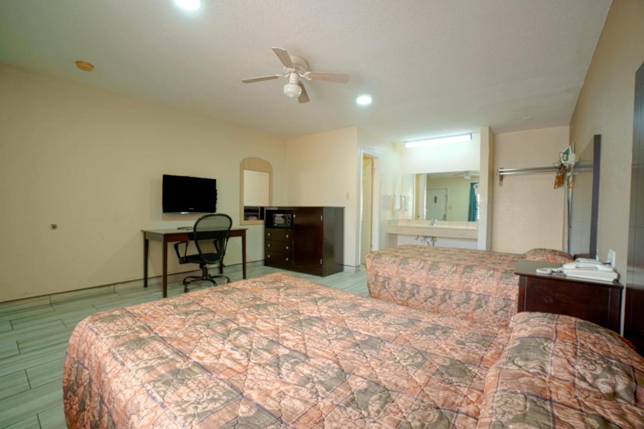 | Texas Inn San Benito By OYO near Harlingen, US Hwy 83
