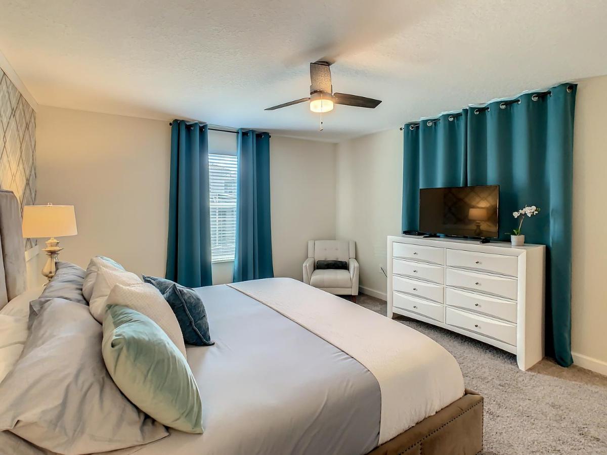  | Amazing Home with Themed Rooms, Private Pool/Spa