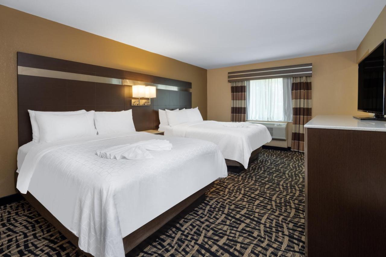 Queen Room with Two Queen Beds - Non-Smoking at Holiday Inn Poughkeepsie by IHG