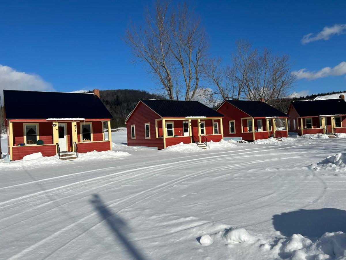 | Mohawk Cottages