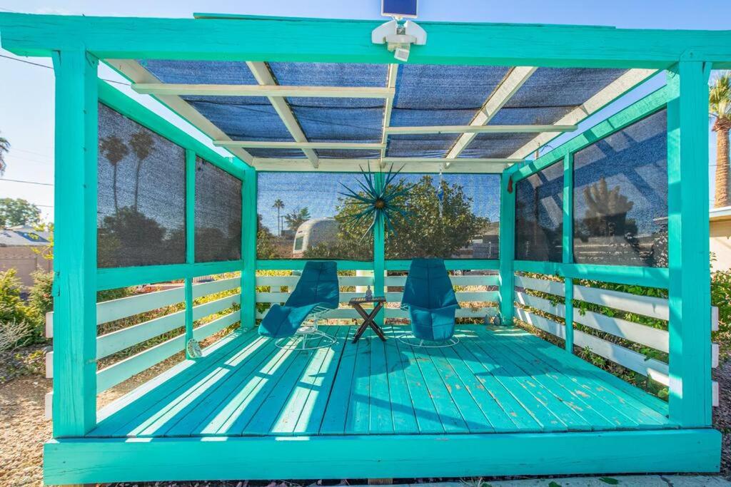 | Mid-Century Modern GEM
