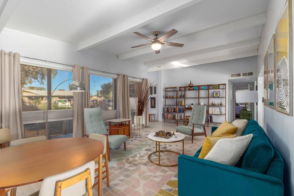 | Mid-Century Modern GEM