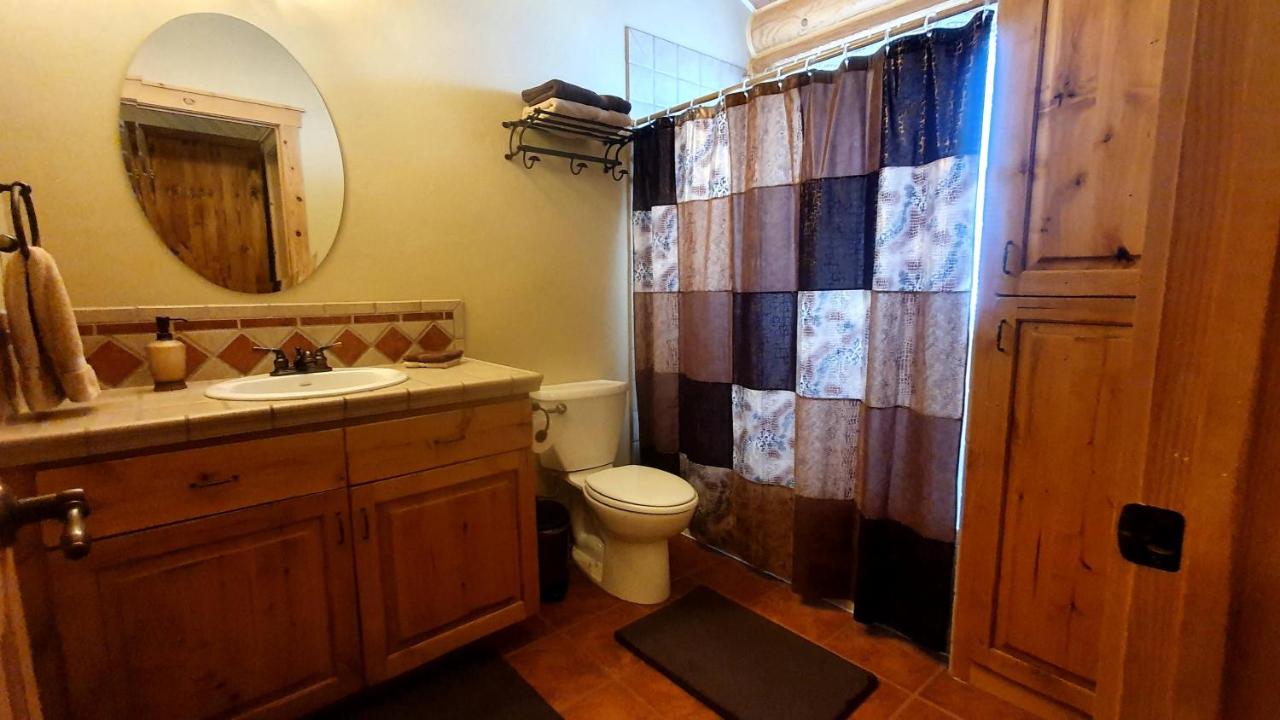 | Teton Hostel HideAway