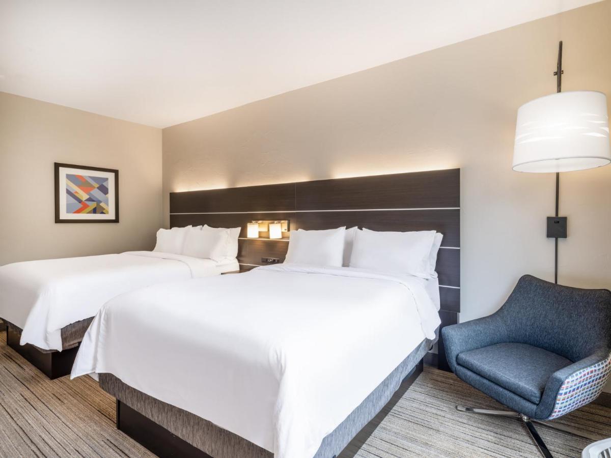 | Holiday Inn Express Hotel & Suites Beaumont Northwest, an IHG Hotel