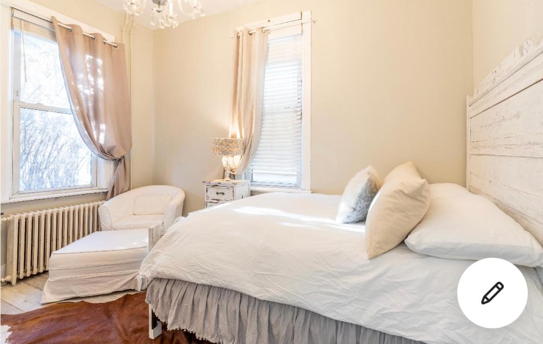  | Manhattan getaway shabby chic abode
