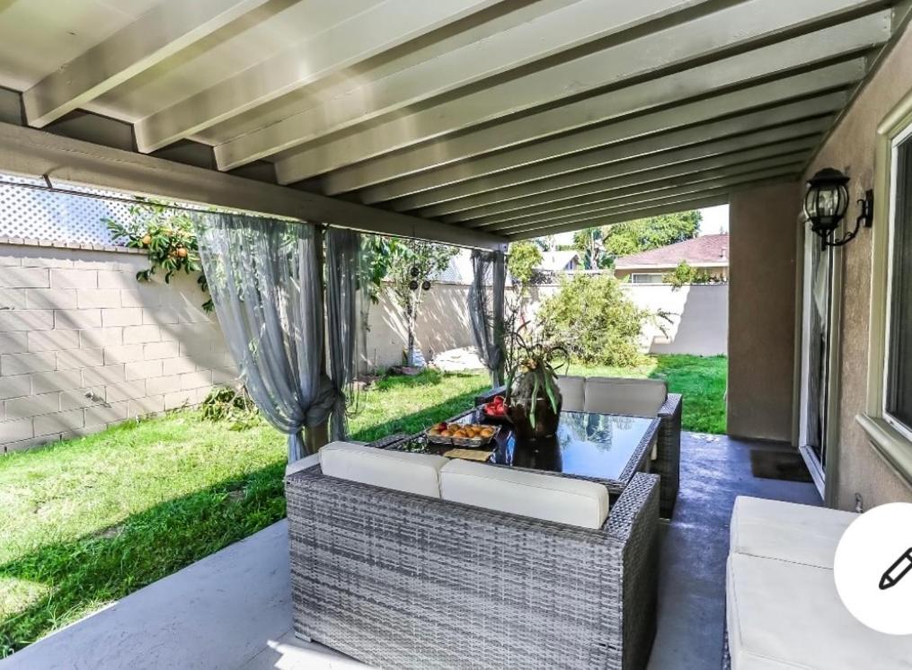 | Shabby chic abode in Los Angeles ca