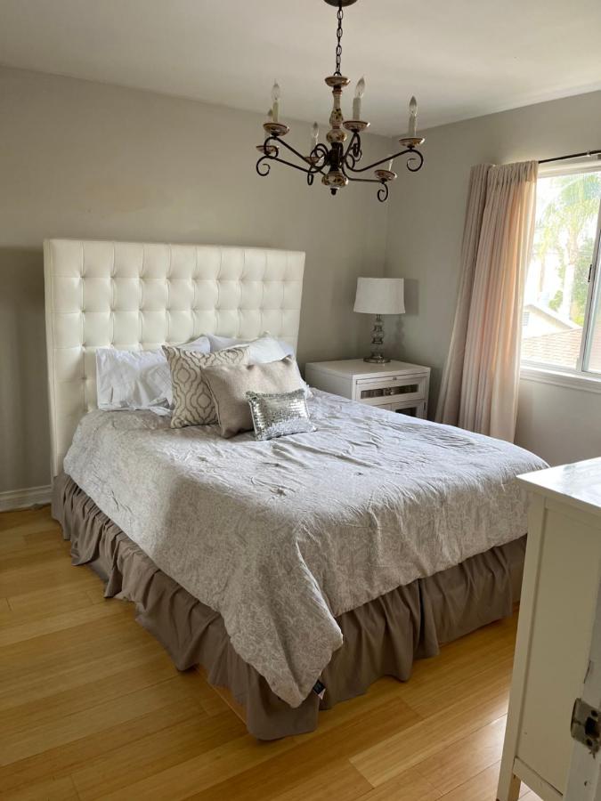 | Shabby chic abode in Los Angeles ca