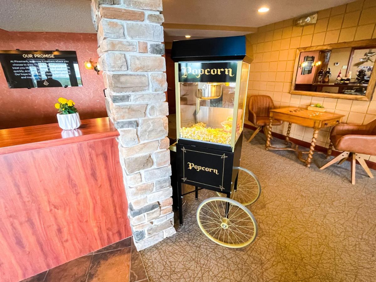| PINEMARK Inn Suites Events