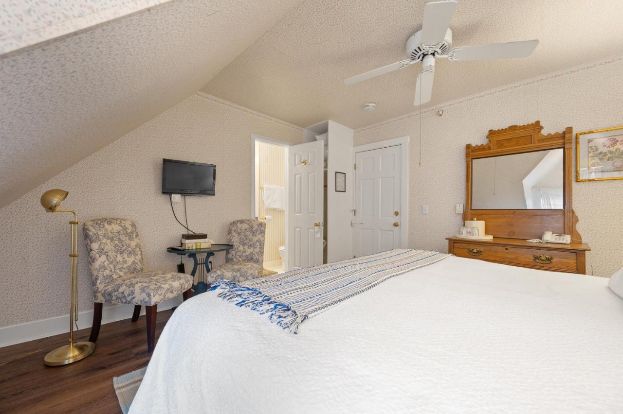  | Brook Farm Inn