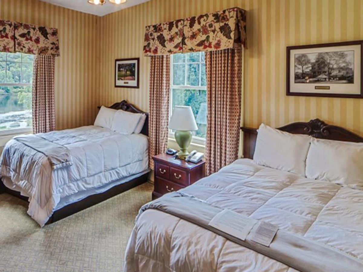 Standard Double Room at The Shawnee Inn and Golf Resort