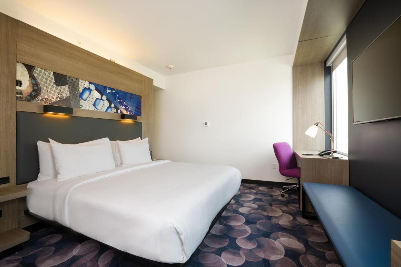 Aloft, Guest room, 1 King at Aloft by Marriott Austin Airport