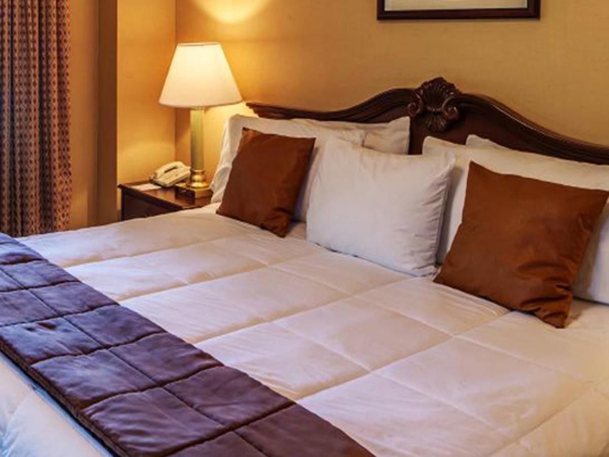 King Room at The Shawnee Inn and Golf Resort