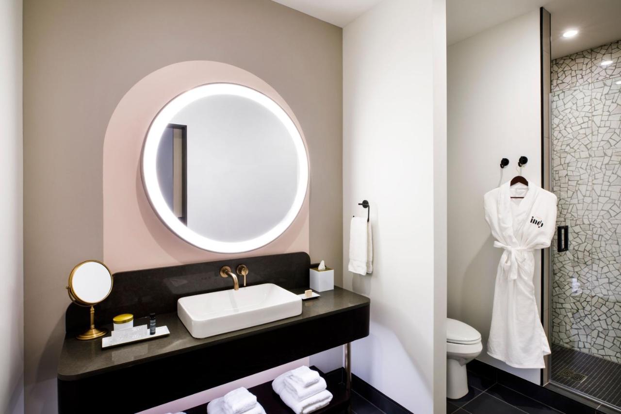 Deluxe King Room with City View at Hotel Indy, Indianapolis, a Tribute Portfolio Hotel