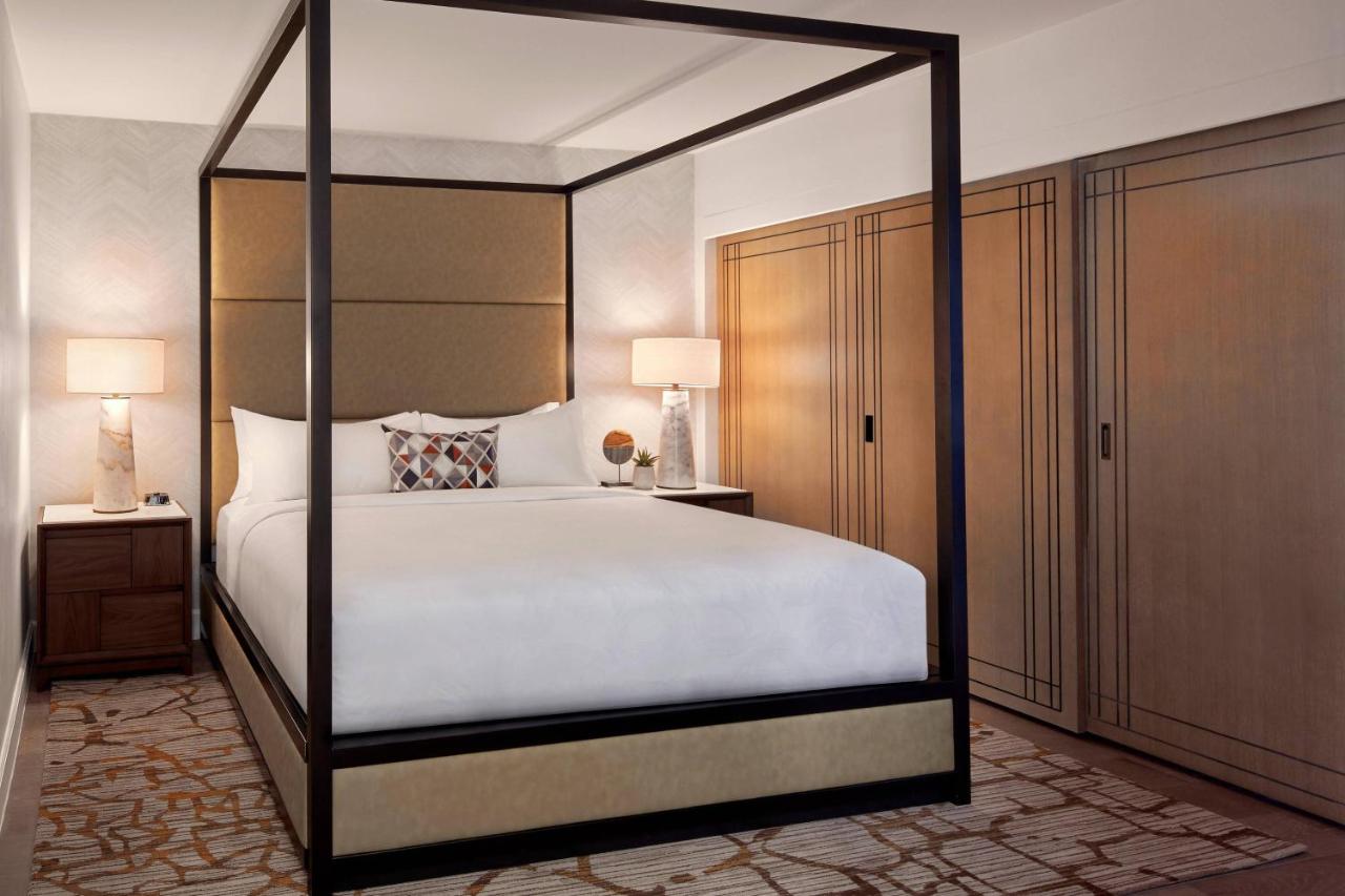 Executive King Suite with Sofa Bed and Pool View at JW Marriott Desert Springs Resort & Spa