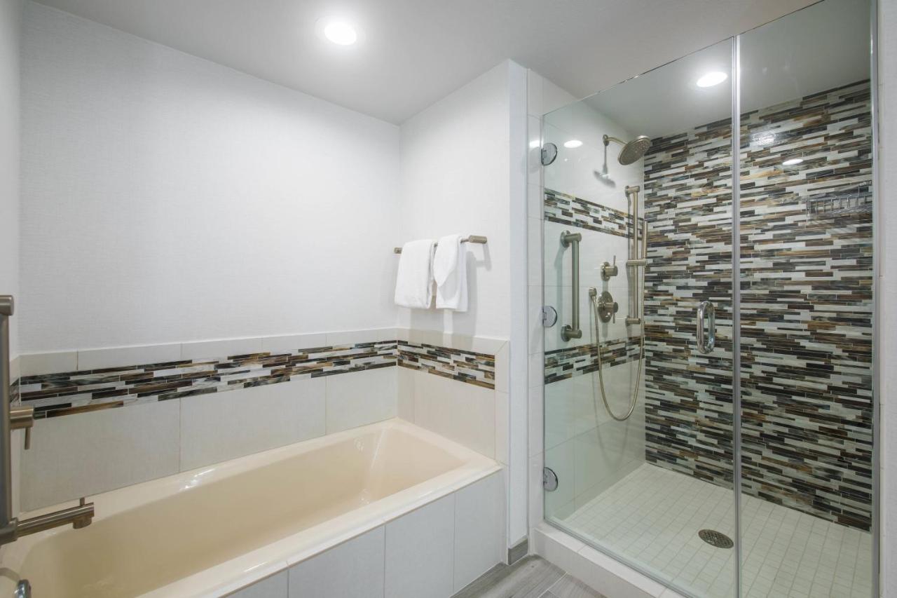 One-Bedroom Suite with Sofa Bed and Balcony at JW Marriott Desert Springs Resort & Spa