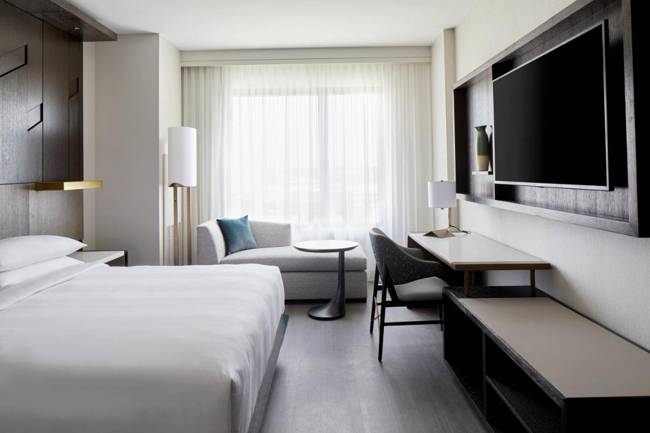 King Guest Room at UNC Charlotte Marriott Hotel & Conference Center