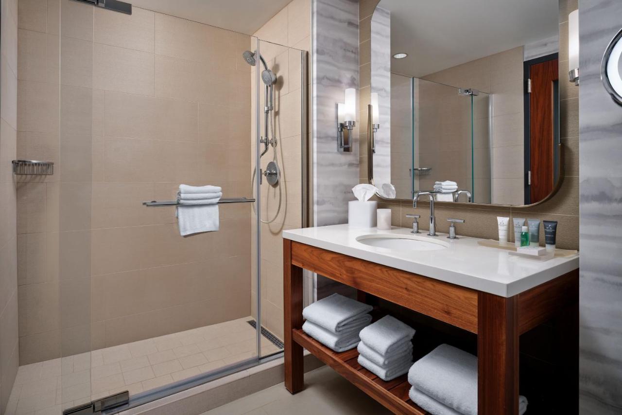 King Room at JW Marriott Indianapolis