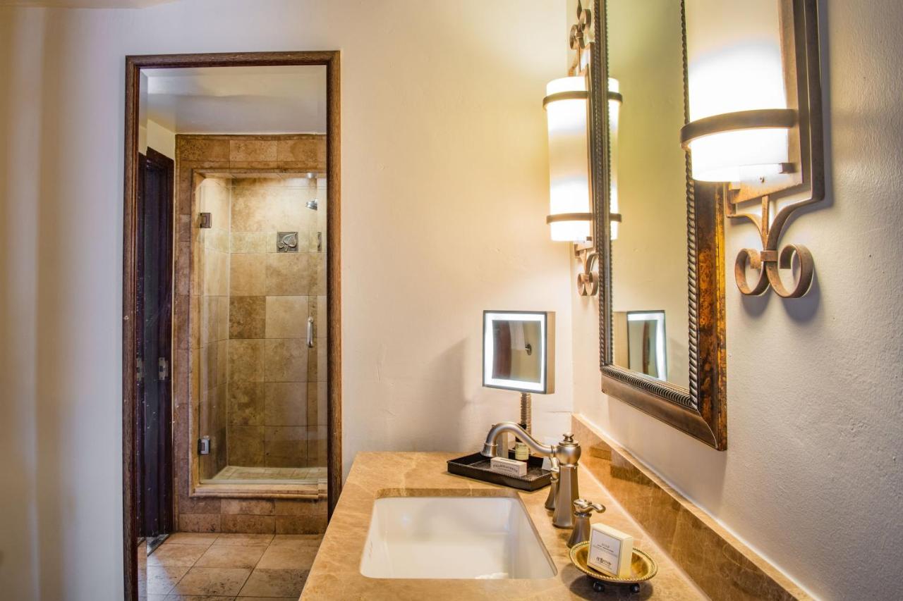 King Room at La Posada de Santa Fe, A Tribute Portfolio Resort & Spa by Marriott
