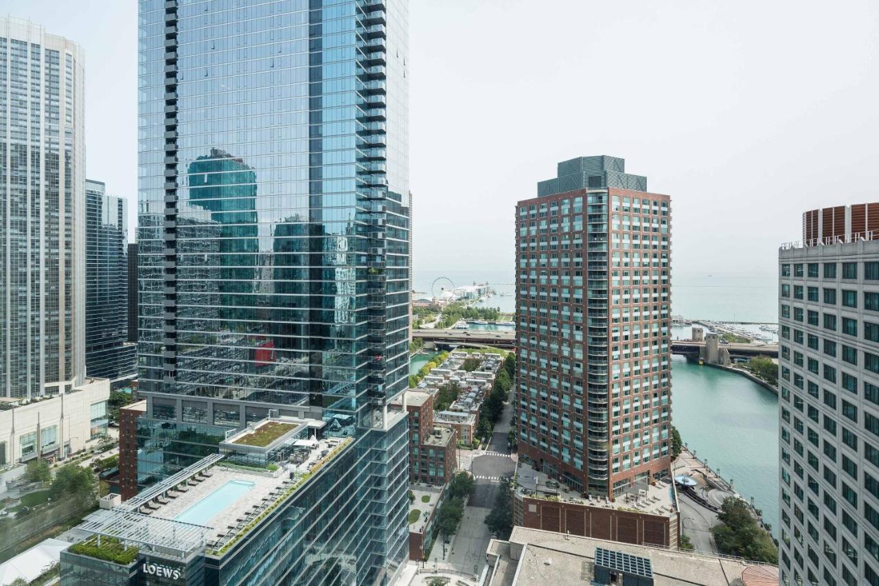 Club King Room with City View - High Floor at Sheraton Grand Chicago Riverwalk