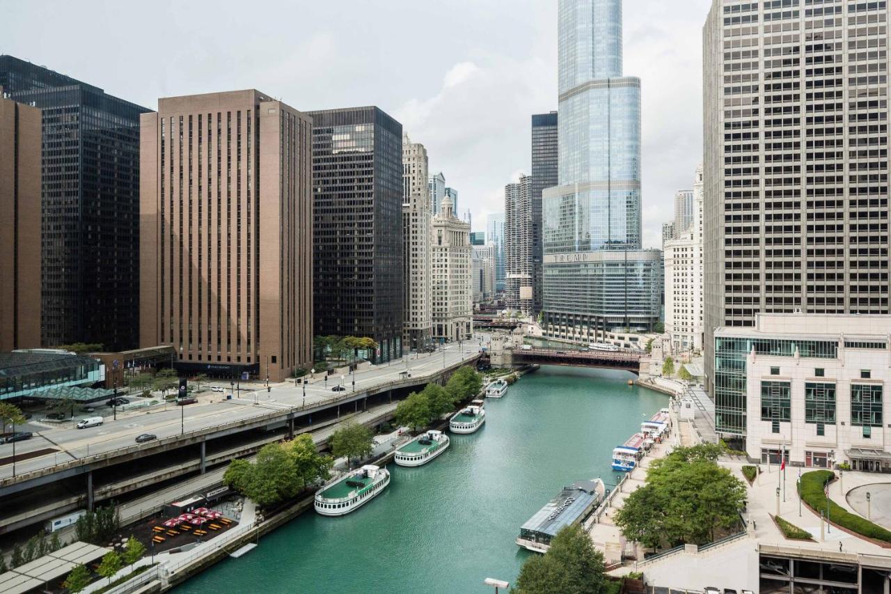 Club King Room with City View - High Floor at Sheraton Grand Chicago Riverwalk
