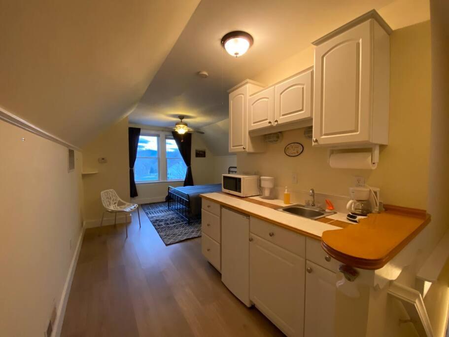 | Asheville 5BR/4.5BATH Mountain View Pool Villa
