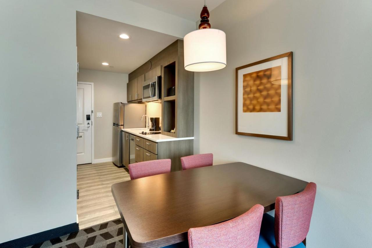  | TownePlace Suites by Marriott Houston Northwest Beltway 8
