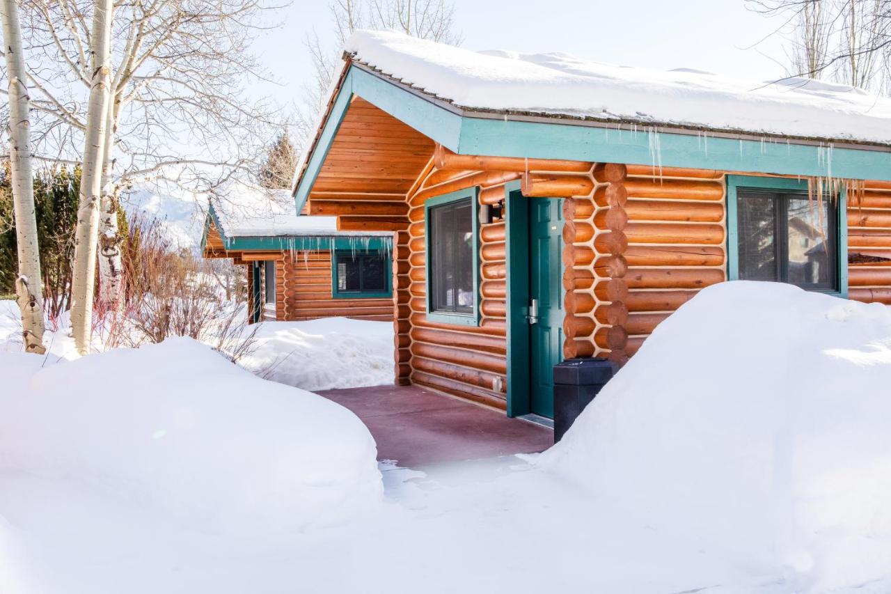 | Flying Saddle Resort and Steak House