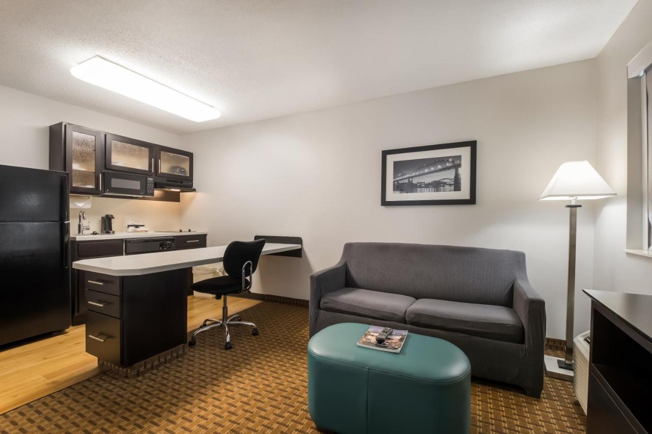 Queen Suite - Non-Smoking at MainStay Suites Chattanooga Hamilton Place