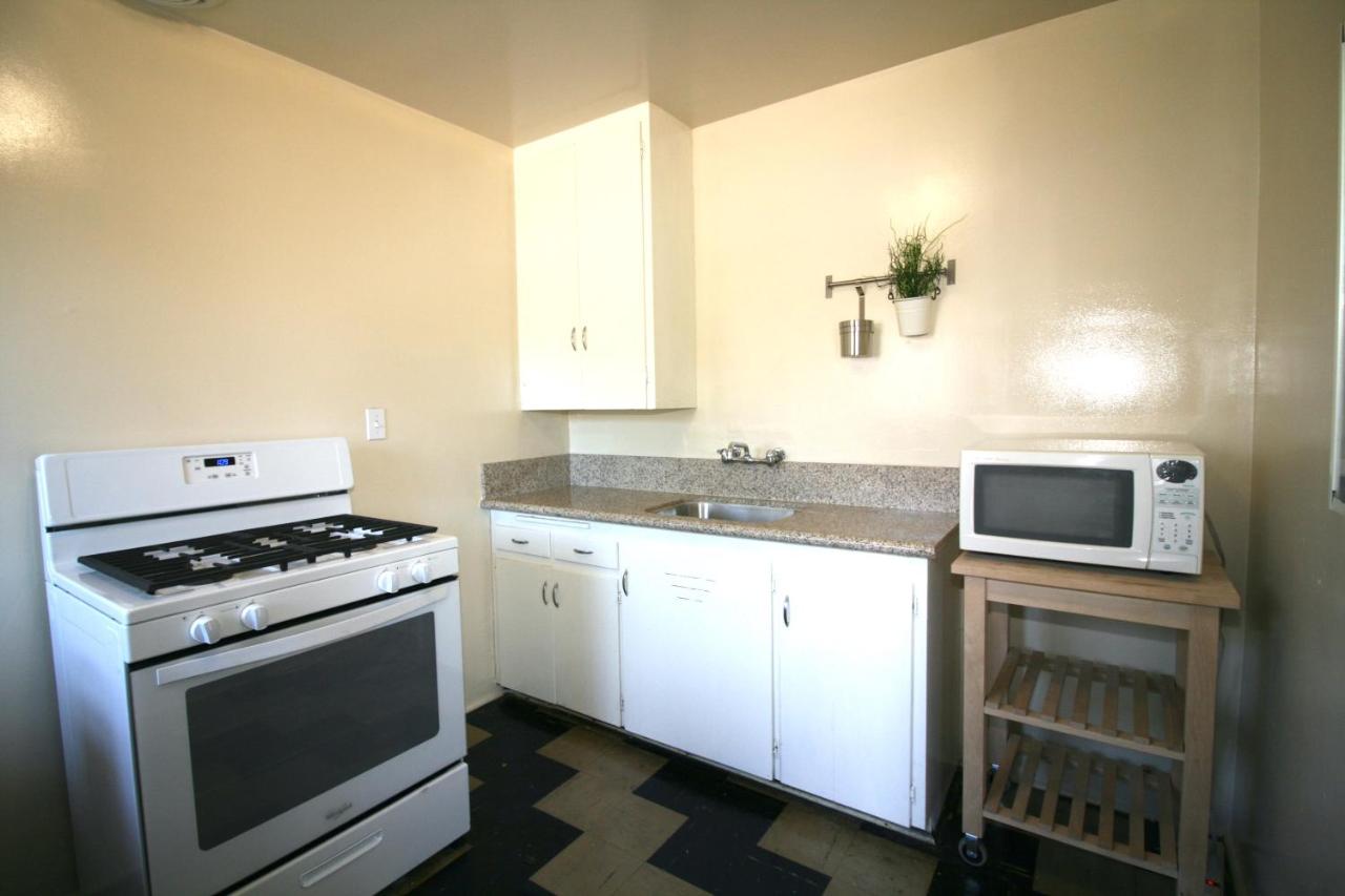 Standard Triple Studio at Harry's Man Cave: The New Star Motel Experience