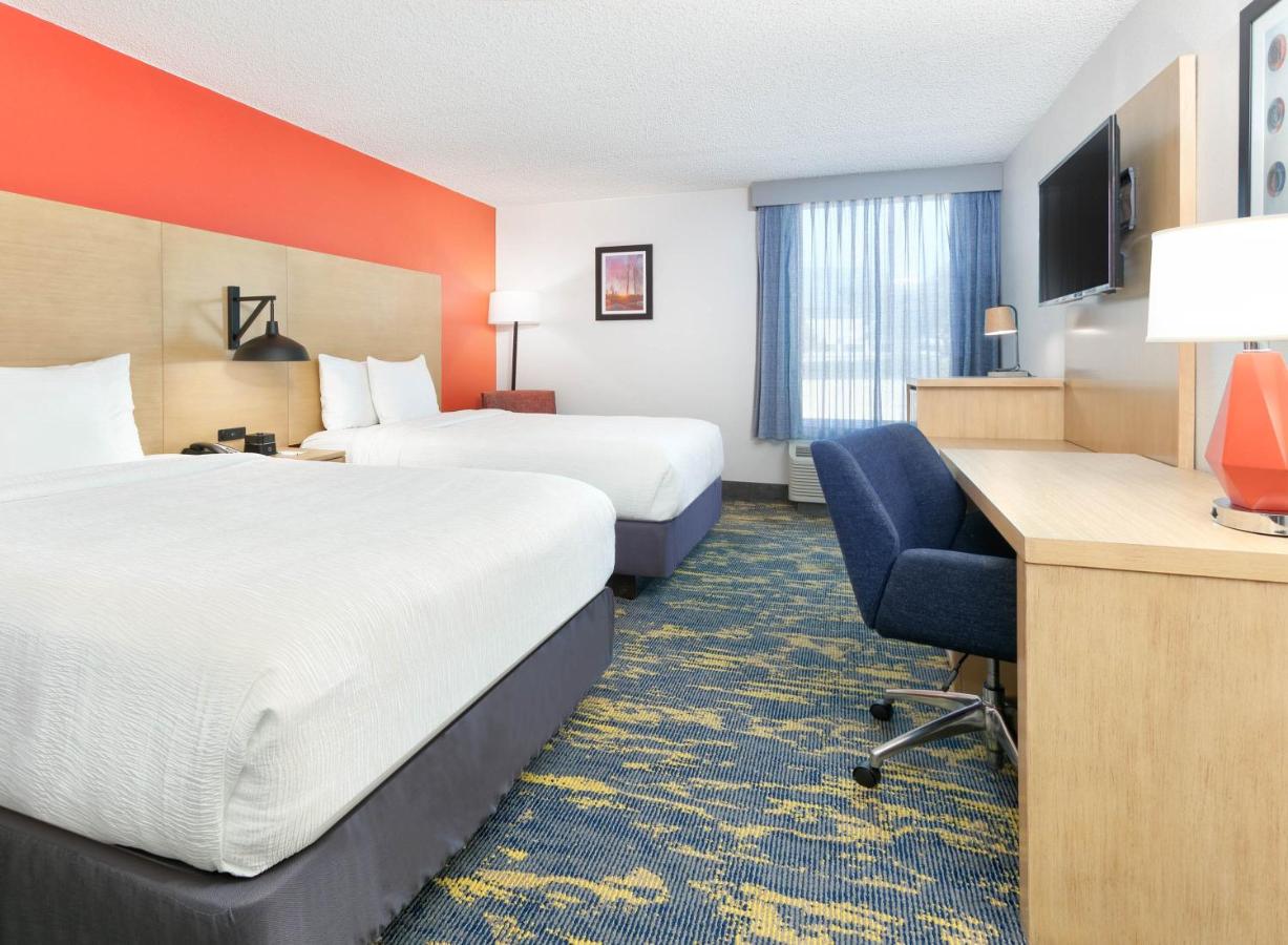 Executive Queen Room with Two Queen Beds at La Quinta Inn & Suites by Wyndham Dallas - Las Colinas