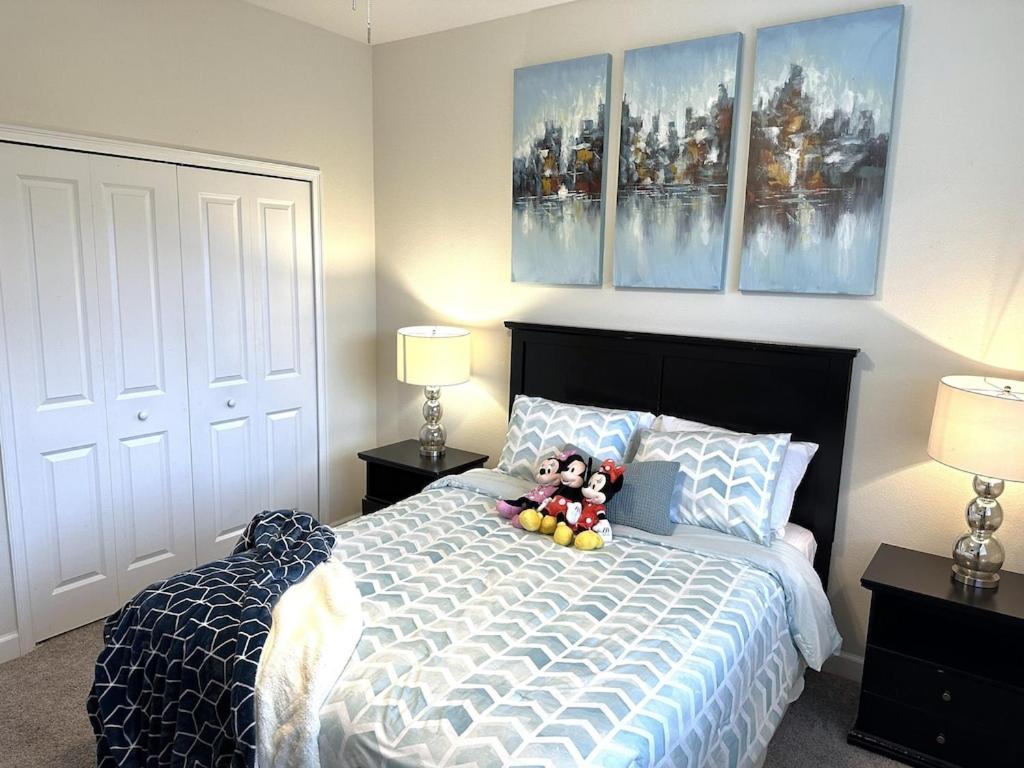 | Luxury Villa House W/ Private Pool & Spa, BBQ & Resort Water Park - Near Disney