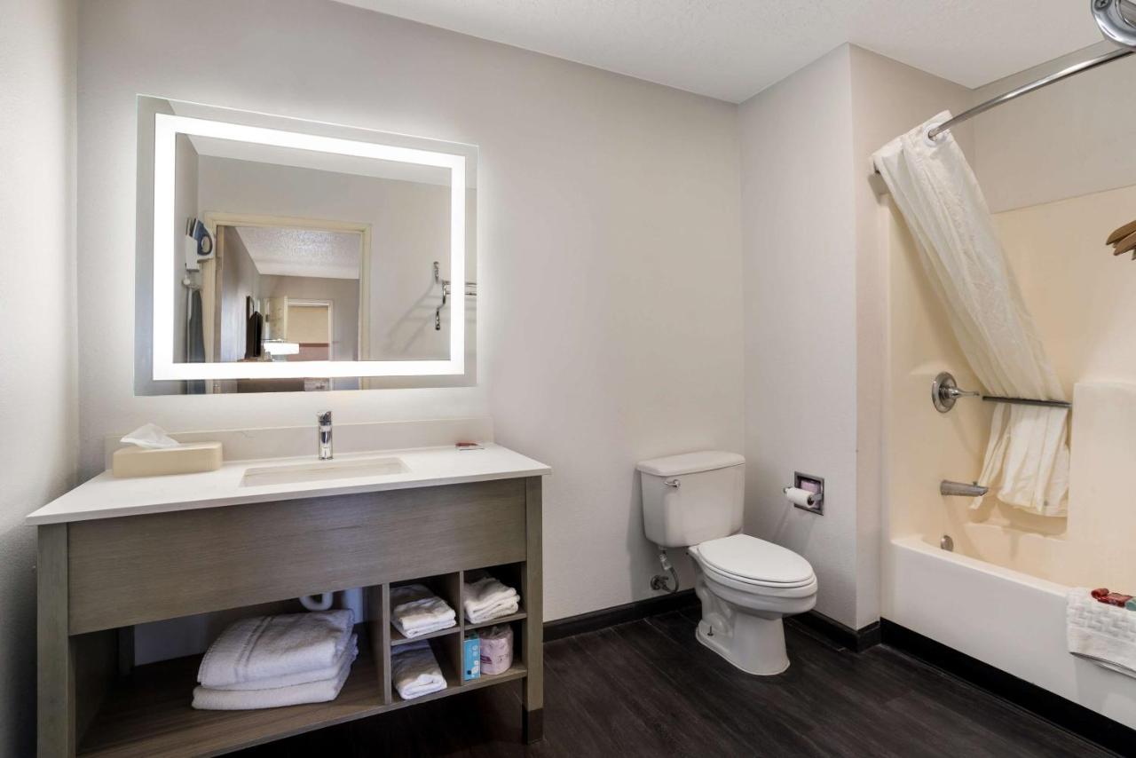 Queen Room with Two Queen Beds - Non-Smoking at SureStay Hotel by Best Western Grants
