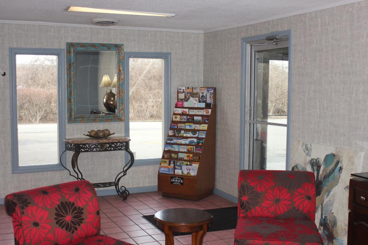  | Red Carpet Inn - Louisville