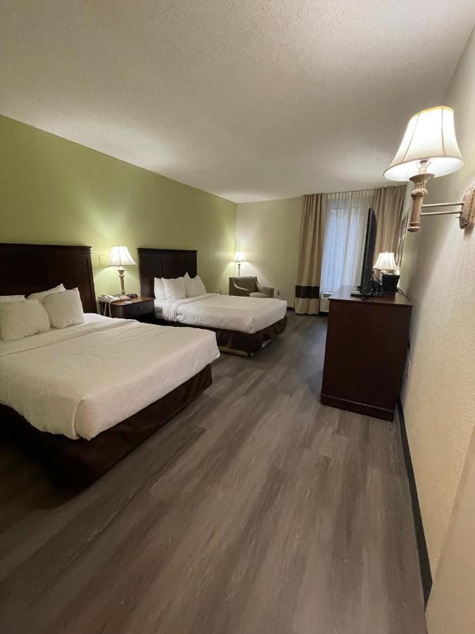 Queen Room with Two Queen Beds - Accessible/Non Smoking at Comfort Inn Pinehurst - Southern Pines