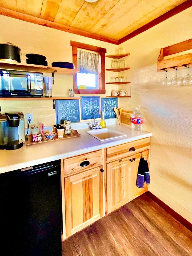 Queen Studio at The Alexander at Creek Road