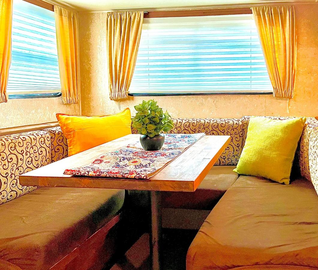 Caravan at The Alexander at Creek Road