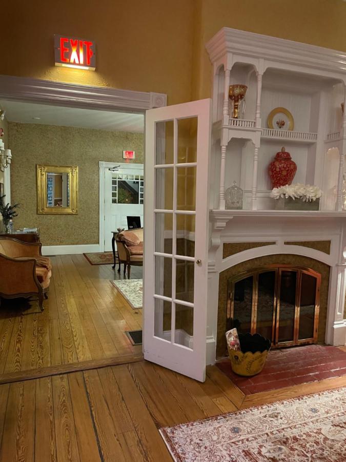  | Central House Inn