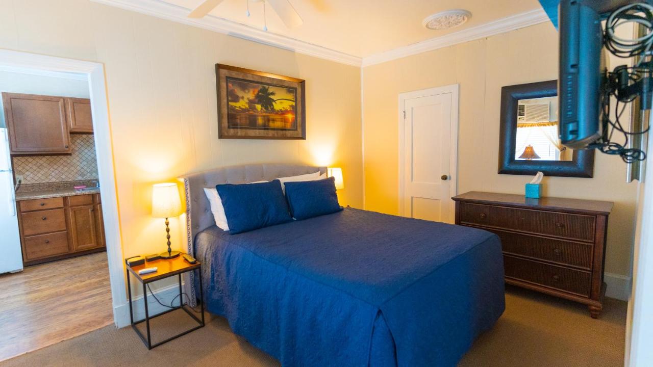  | The Heirloom Inn