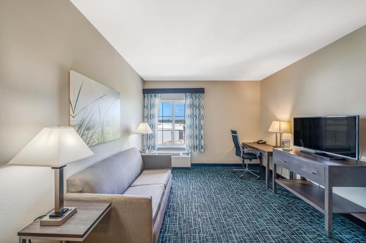 Executive King Room at La Quinta Inn & Suites by Wyndham PCB Pier Park area