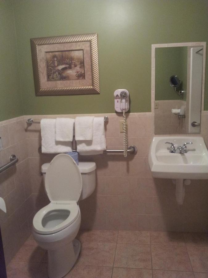  | Belvedere Inn Schenectady - Albany