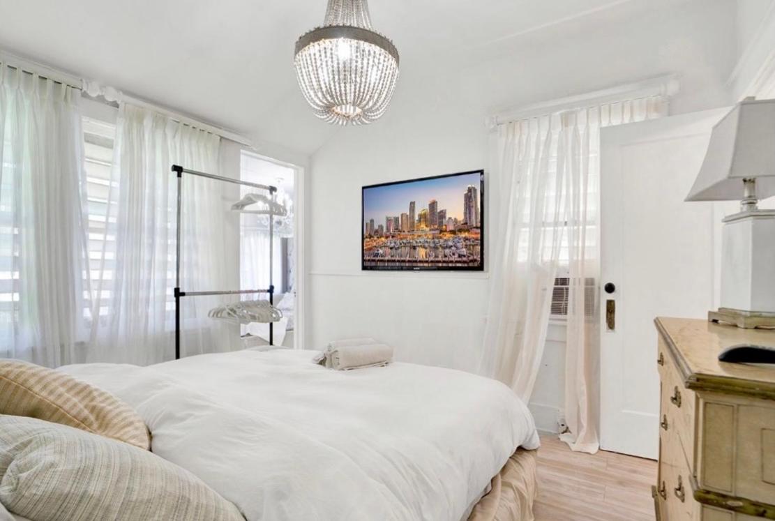 | Historical architecture with modern flare villa in Brickell Estates
